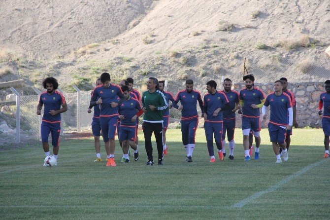 Yeni Malatyasporlu Oyunculardan Play-off Değerlendirmesi