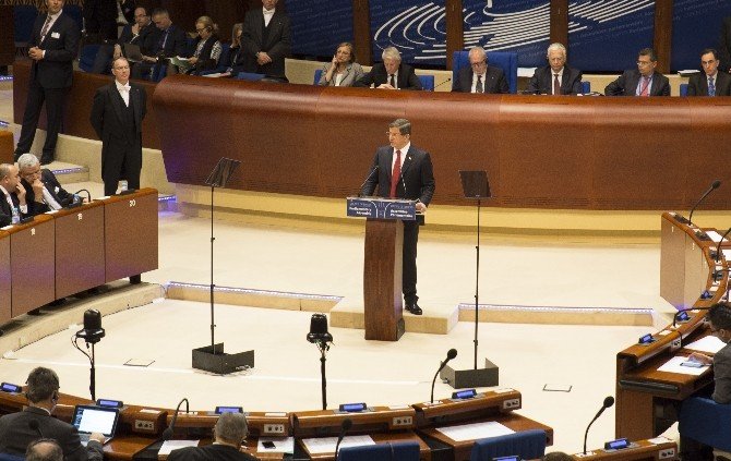 Davutoğlu Akpm Genel Kurulu’na Hitap Etti