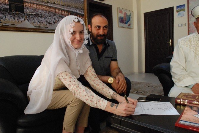 Ukraynalı Lıudmyla, Aşkı İçin ‘Elif’ Oldu