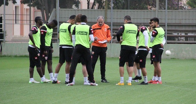 Adanaspor’da İzin Bitti