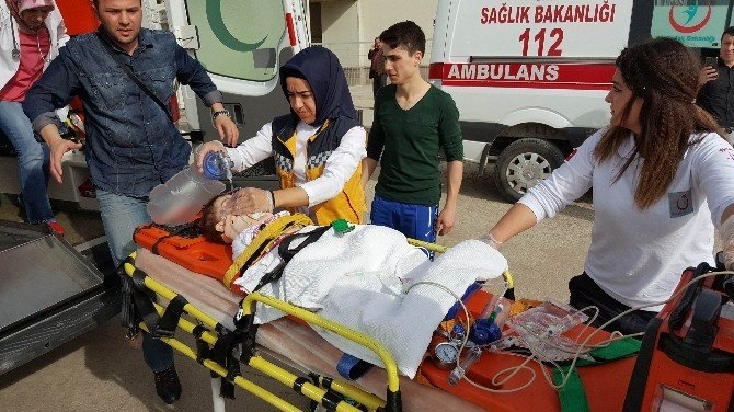 Kucağındaki Bebeği Pencereden Düştü, Kendi De Ardından Atladı