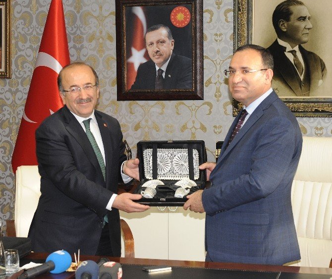 Bakan Bozdağ Trabzon’da