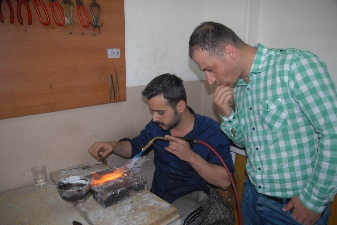 Sokağa Çıkma Yasakları Altın Piyasasını Da Vurdu