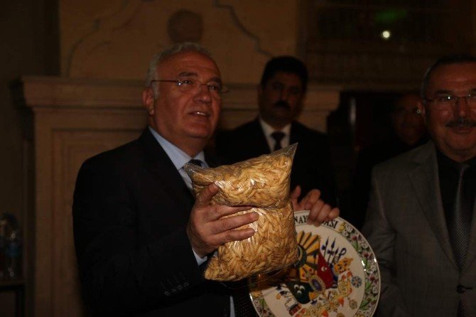 Bakan Elitaş, Nevşehirli İş Adamları Ve Stk Temsilcileriyle Buluştu