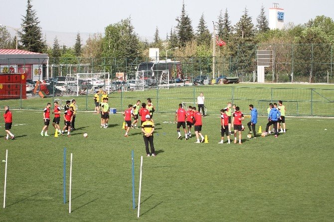 Eskişehirspor, Mersin İdmanyurdu Maçının Hazırlıklarını Sürdürdü