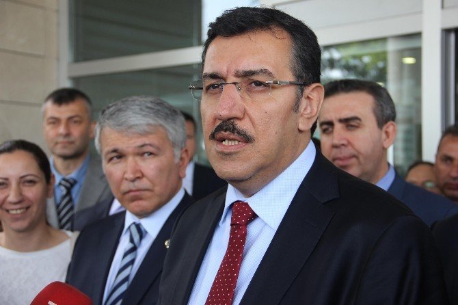 Gümrük Bakanı Tüfenkci’den “Patlıcan” Açıklaması