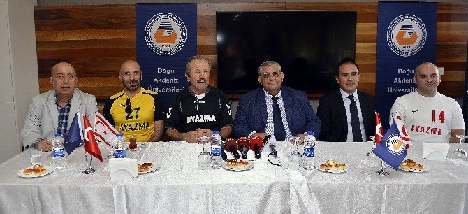 Yazarlar Ve Sanatçılar Mini Futbol Dünya Kupası Kktc’de Düzenleniyor