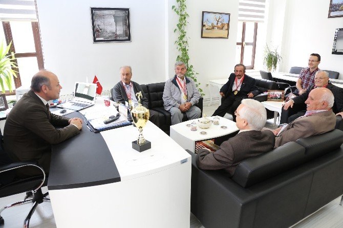 Balcı, Türkiye Üçüncülerini Kabul Etti