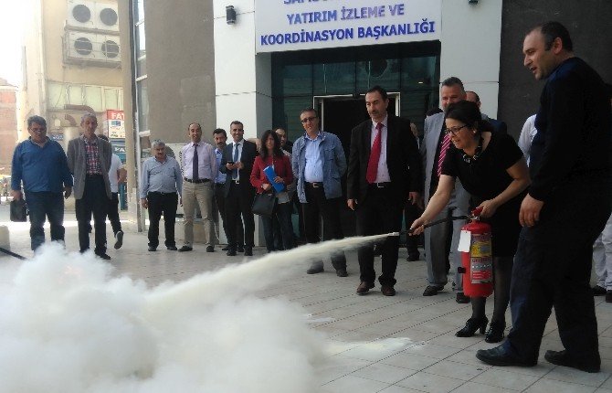 Yatırım İzleme Personeline Yangın Eğitimi