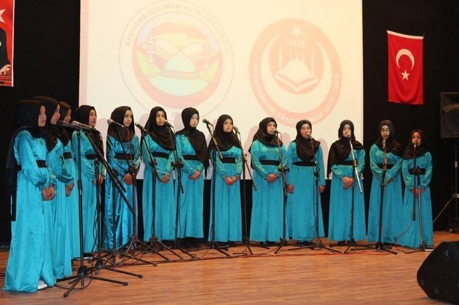 Akdağmadeni İmam Hatip Lisesinden Kutlu Doğum Programı
