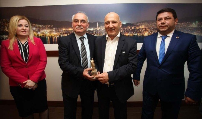 Samsunlulardan Başkan Altınok Öz’e Anlamlı Ziyaret