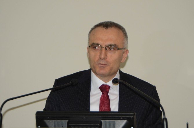 Bakan Naci Ağbal: “Geçici Vergiyi Kaldırmamız Söz Konusu Değil”