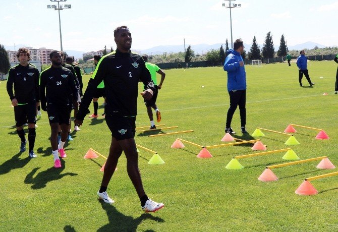 Akhisar Belediyespor Taktik Çalıştı