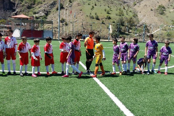 Maç Saatini Yanlış Anladı, Şampiyonluktan Oldu