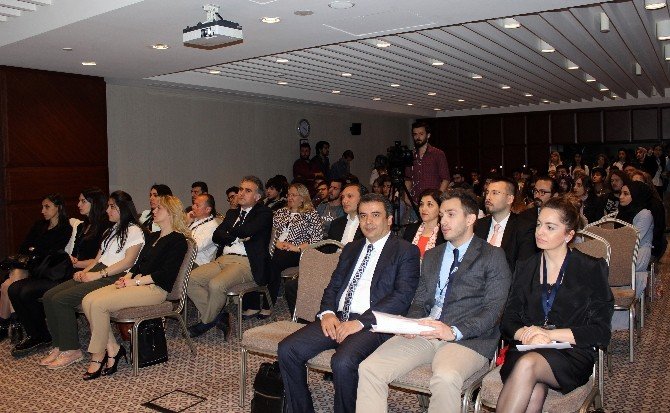 Yrd. Doç. Dr. Tuna: “Yeni Medya İle Birlikte Artık Hepimiz Haberci Olduk”
