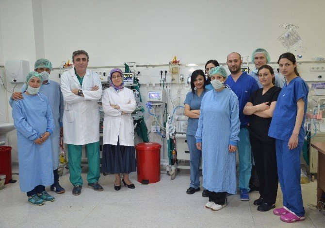 Bebebekleri İçin ‘Umut’la Beklerken ‘Can’ Dostu Oldular