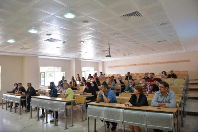 ’Sağlıklı Yaşamayı Başarabilir Miyiz?’ Adlı Konferans Saü’de Gerçekleştirildi