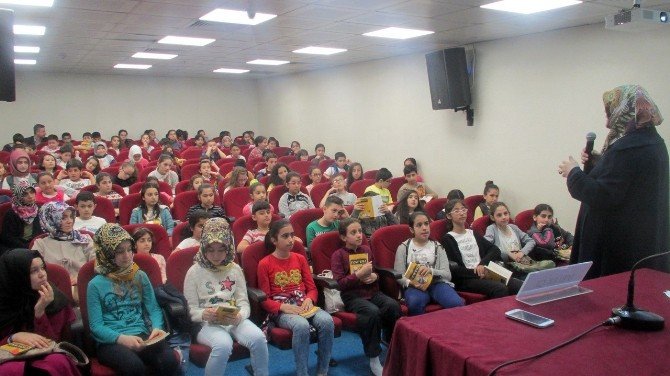 Yazar Melek Çe: “Gerçek Kaf Dağı Hayallerimizin Bittiği Yerdir”