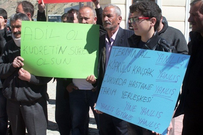 Bayburt’ta Sanayi Esnafı Kepenk Kapattı