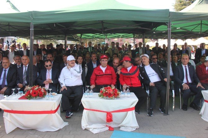 Bakan Yılmaz, Sağlıklı Yaşam İçin Pedal Çevirdi