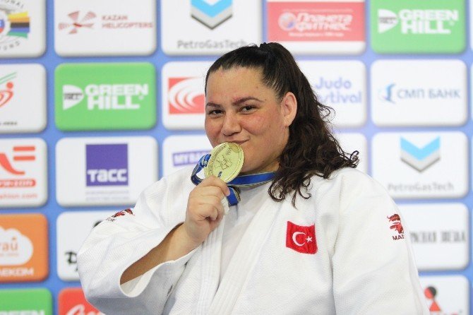 Judoda Bir Altın Bir Bronz