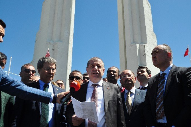 Mhp’li Özdağ Başkanlık Kapısını Açmak İçin Malazgirt’ten Seslendi