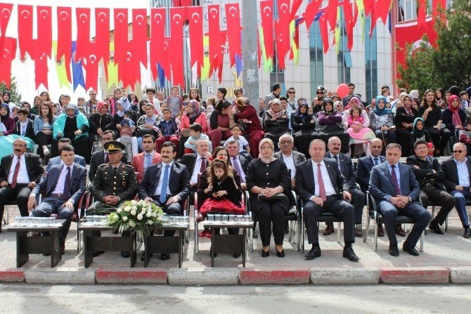 Sungurlu’da 23 Nisan Coşkuyla Kutlandı