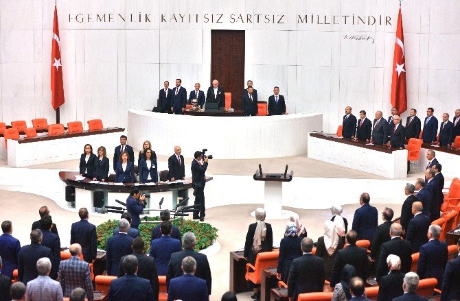 Tbmm’de 23 Nisan Özel Oturumu