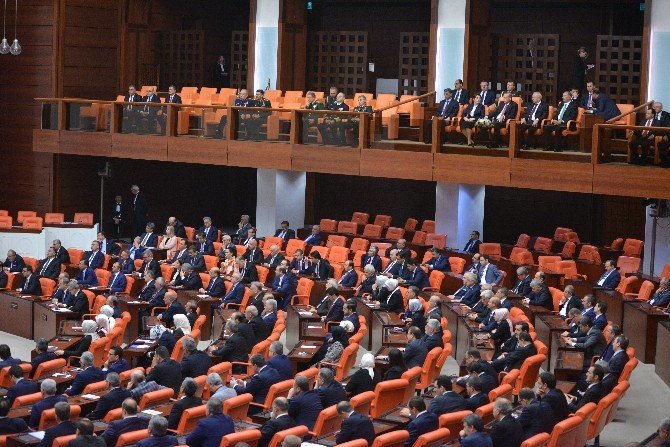Tbmm’de 23 Nisan Özel Oturumu