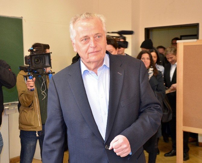 Avusturya’da Halk, Cumhurbaşkanlığı Seçimi Sandık Başına Gitti