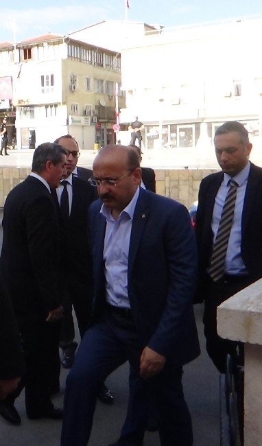 Başbakan Yardımcısı Akdoğan Kilis’te