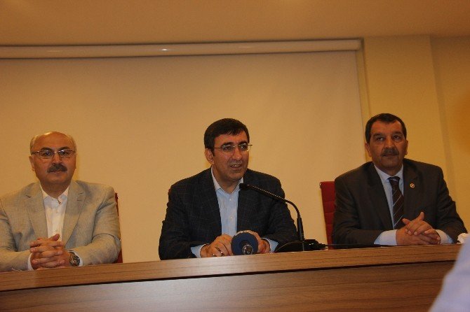 Bakan Yılmaz Bingöl Temaslarını Sürdürüyor