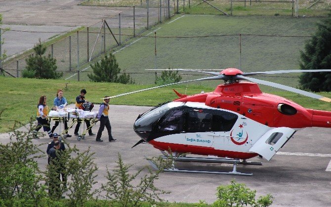 Beyin Kanaması Geçirdi, Hava Ambulansı İle Ankara’ya Sevk Edildi