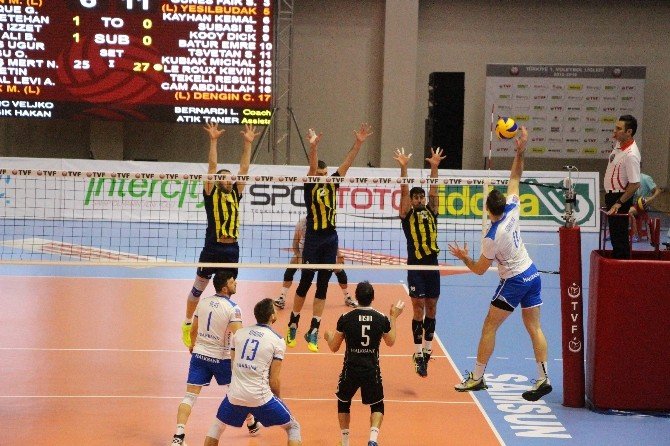 Erkekler Voleybol 1. Lig’de Şampiyon Halkbank