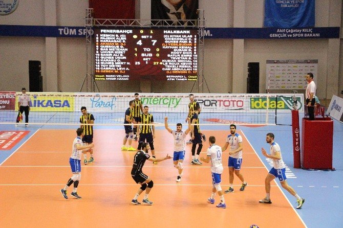 Erkekler Voleybol 1. Lig’de Şampiyon Halkbank