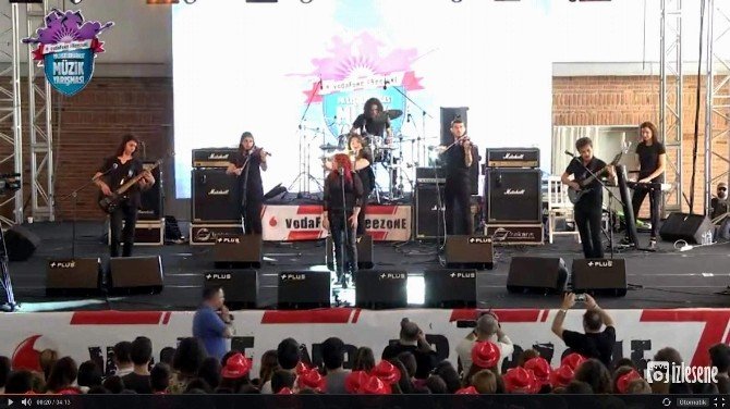 Yüksel Yalova Güzel Sanatlar Lisesi Finale Yükseldi