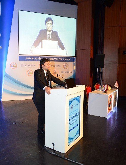 Erkan: "Esnaf, Sosyal Dayanışmanın, Kardeşliğin Muhafızıdır"