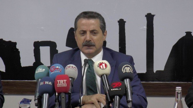 Bakan Çelik Milyonlarca Çiftçiye Müjdeyi Verdi