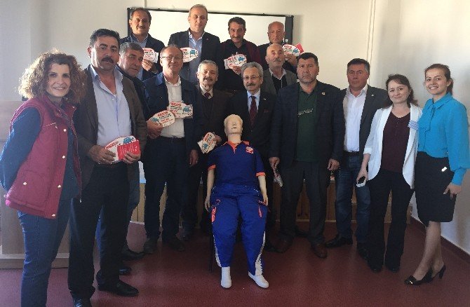 Muhtarlara İlk Yardım Eğitimi