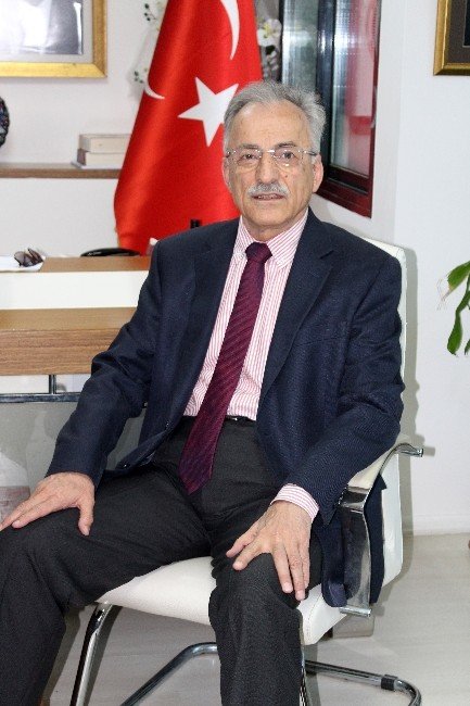 Karayalçın: “Meclis Başkanı Bireysel Görüşünü Evlatlarıyla, Torunlarıyla Paylaşabilir”