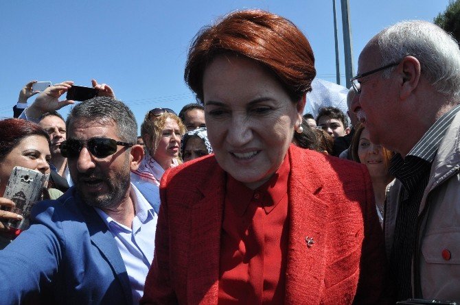 Mhp Genel Başkan Adayı Meral Akşener Balıkesir’de