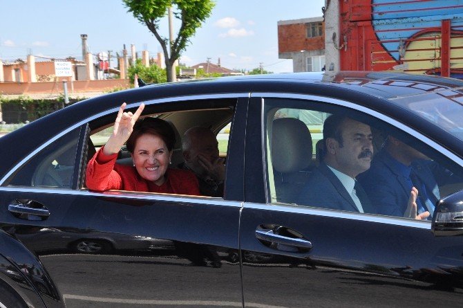 Mhp Genel Başkan Adayı Meral Akşener Balıkesir’de