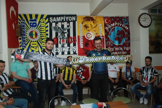 Fenerbahçe Ve Beşiktaş Taraftarını Bir Araya Getiren Proje