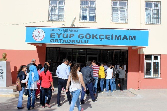 Roketli Saldırının Hedefi Olan Kilis’te Teog Sınavına Giren Öğrenciler Ek Puan İstiyor