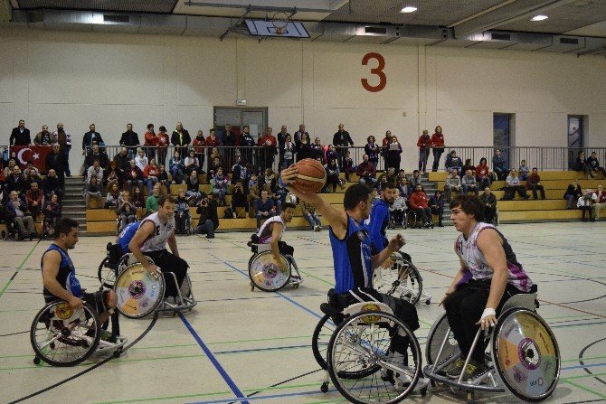 Tsk Tekerlekli Sandalye Basketbol Takımı Başarından Başarıya Koşuyor