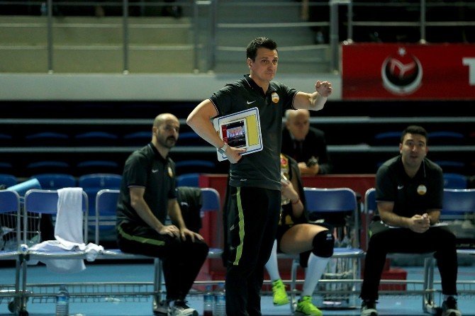 Vakıfbank Final Etabı İkinci Devresi İçin Ankara’da