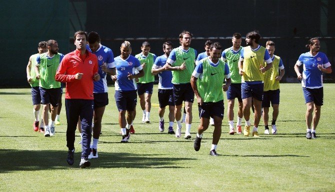 Morais: "Taraftarımızın Önünde 3 Puanı Alacağız"