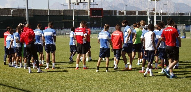 Morais: "Taraftarımızın Önünde 3 Puanı Alacağız"