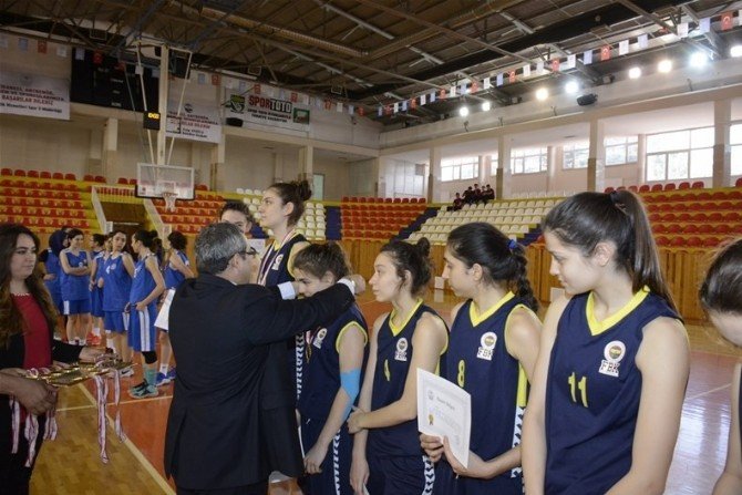 Gençler Basketbol Finalistleri Belirlendi