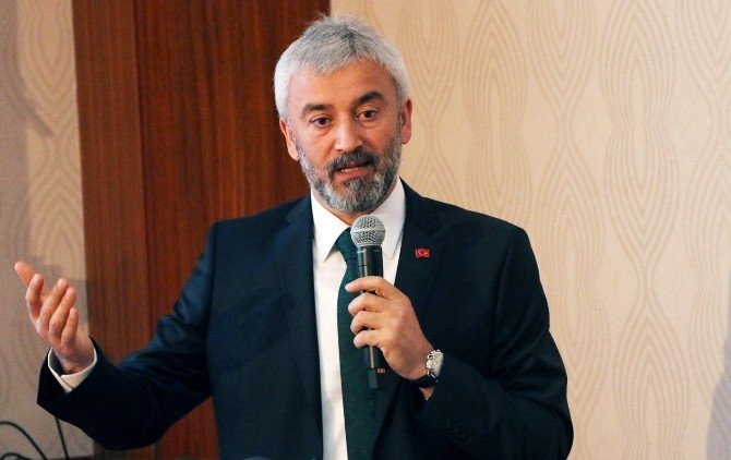 Tüneller Şehrinde Şehitlere Saygı